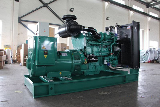 桐城320kw康明斯柴油发电车出租组图片 桐城320kw康明斯柴油发电车出租组图片